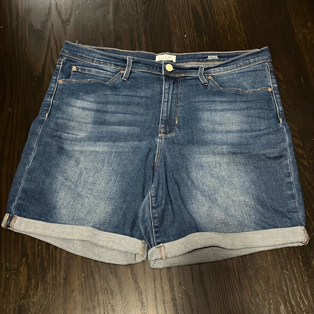 Women’s Nicole‎ Miller Dark Blue high rise very stretchy jean shorts size 14
